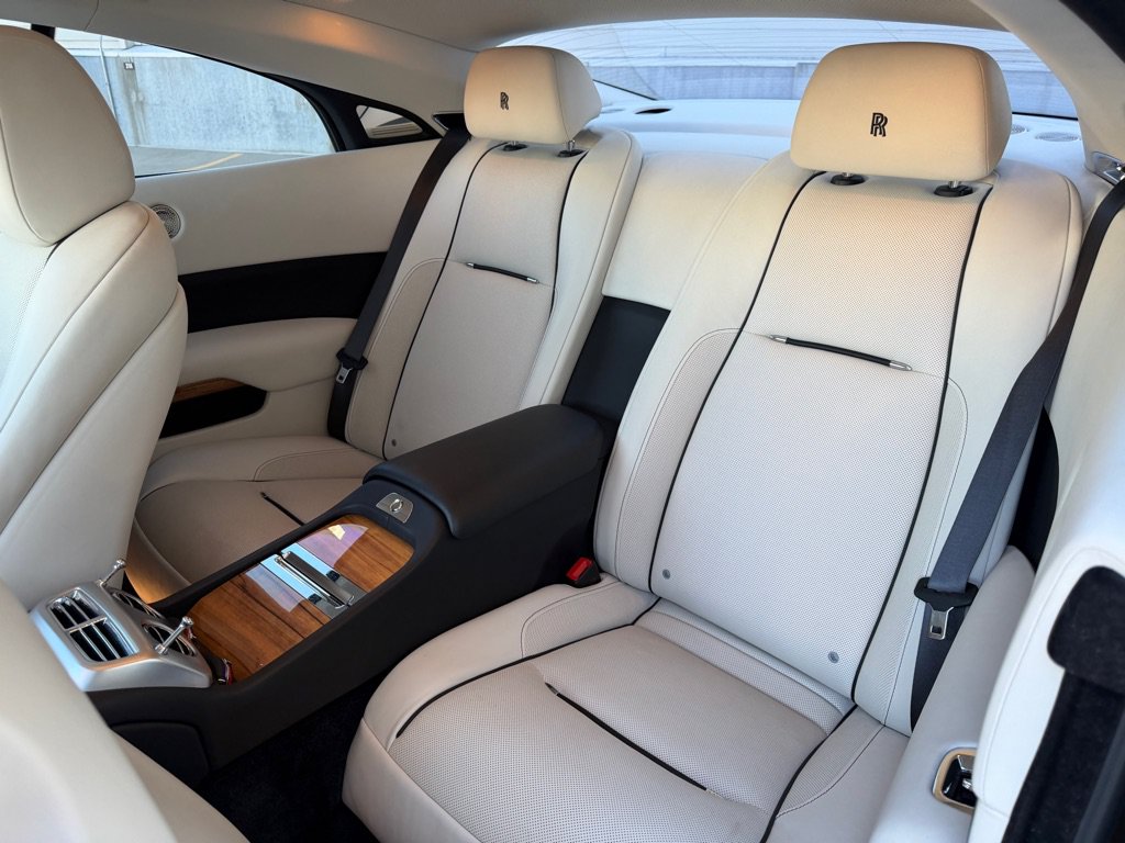 Used 2017 Rolls-Royce Wraith RWD image 26