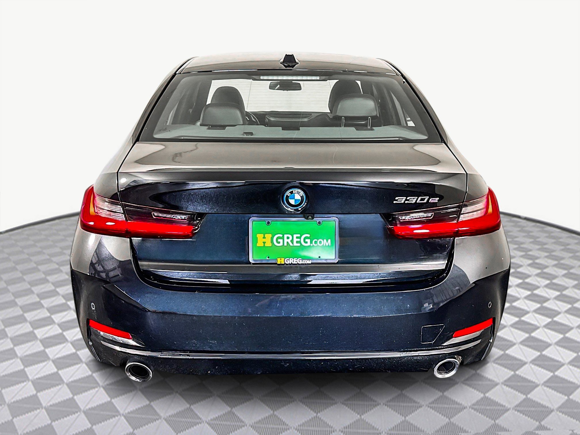 Used 2024 BMW 330e image 8