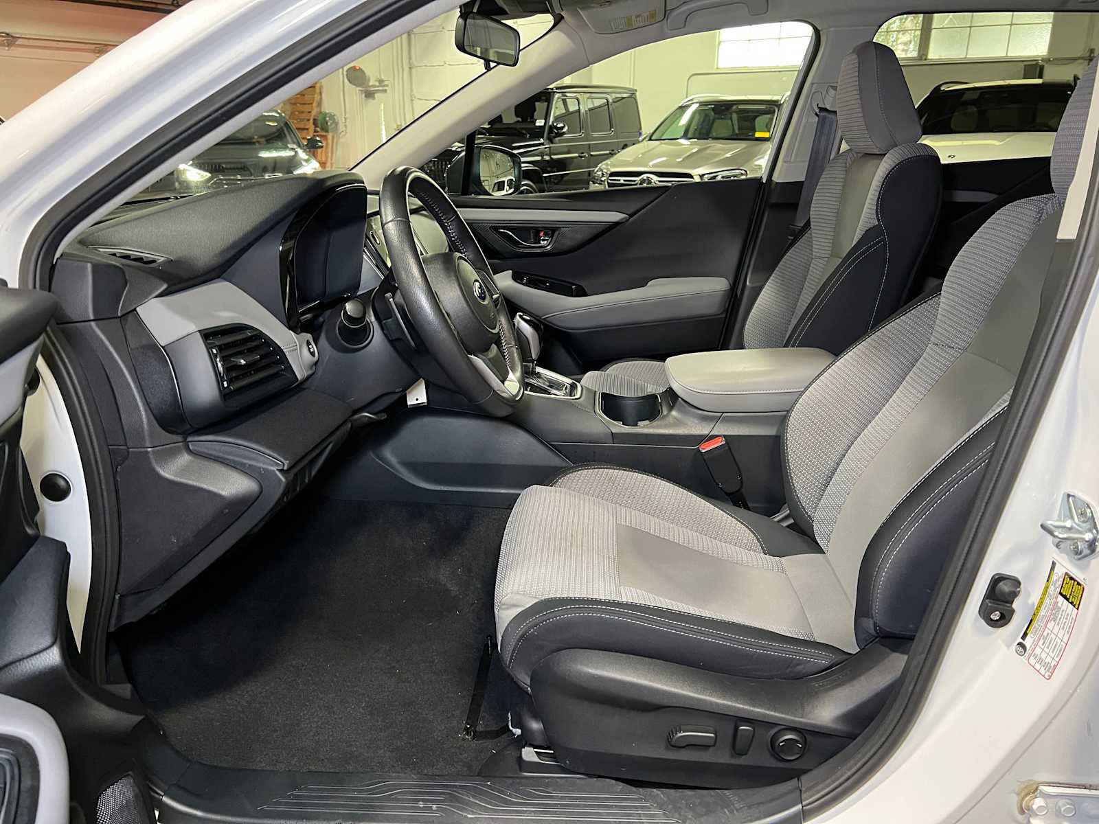 Used 2024 Subaru Outback Premium image 23