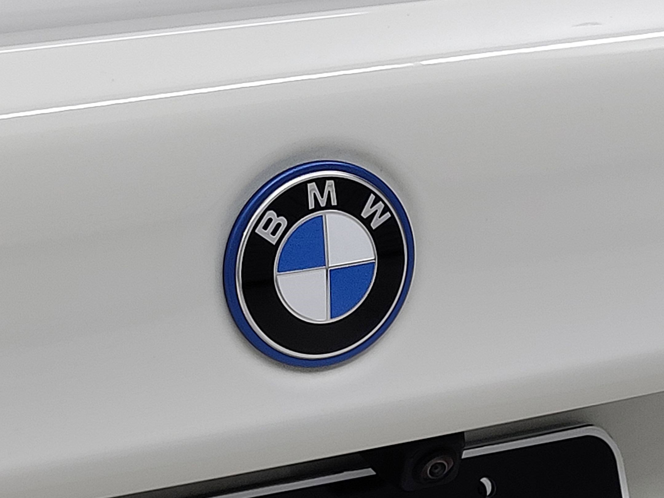 Certified 2023 BMW 530e image 9