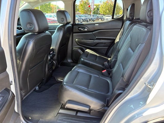 Used 2017 GMC Acadia SLT AWD/4WD image 21