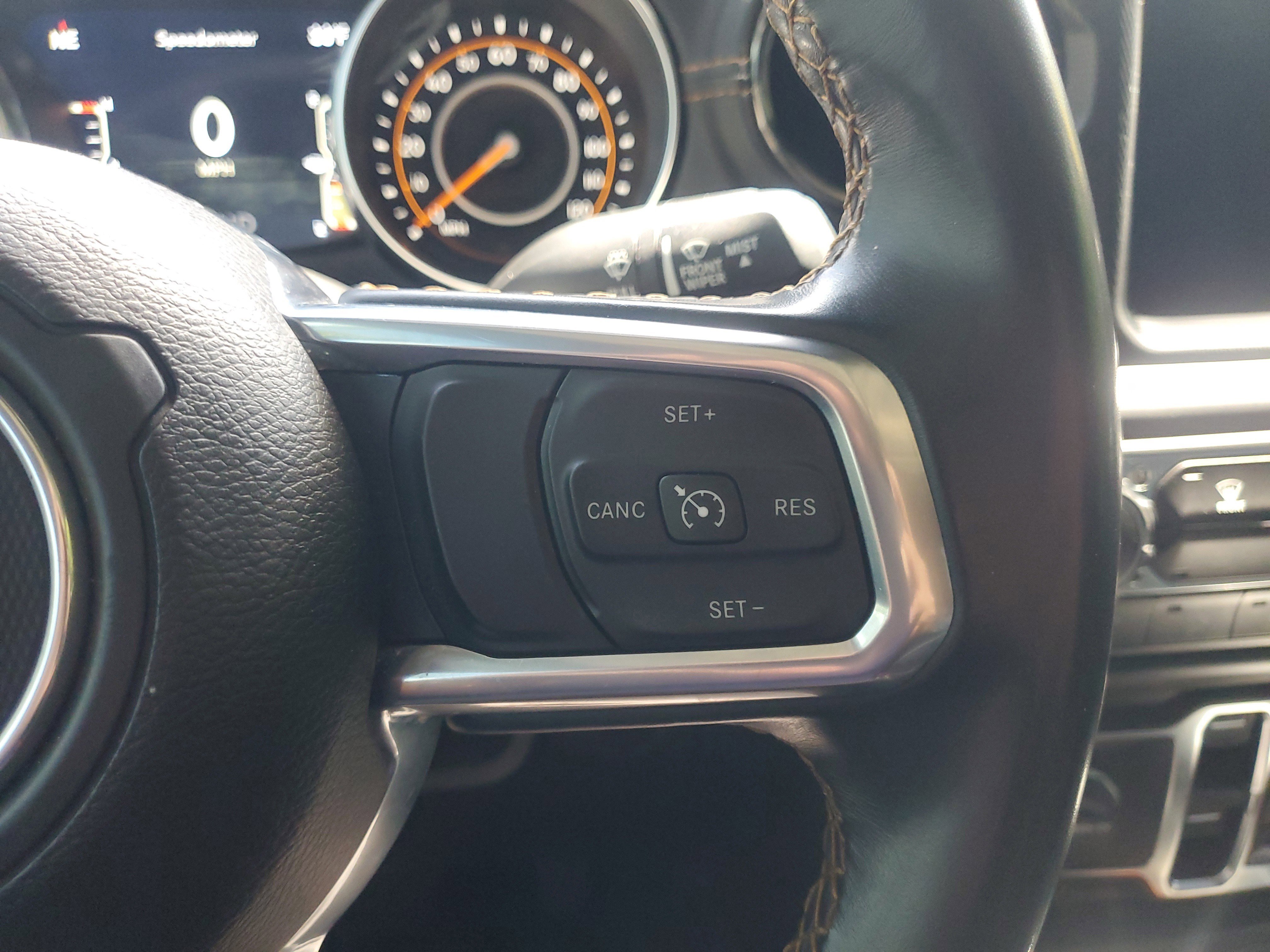 Used 2021 Jeep Gladiator Overland AWD/4WD image 19