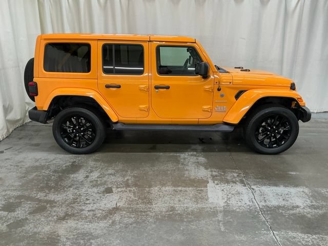 Used 2021 Jeep Wrangler Unlimited Sahara w/ Cold Weather Group AWD/4WD image 2