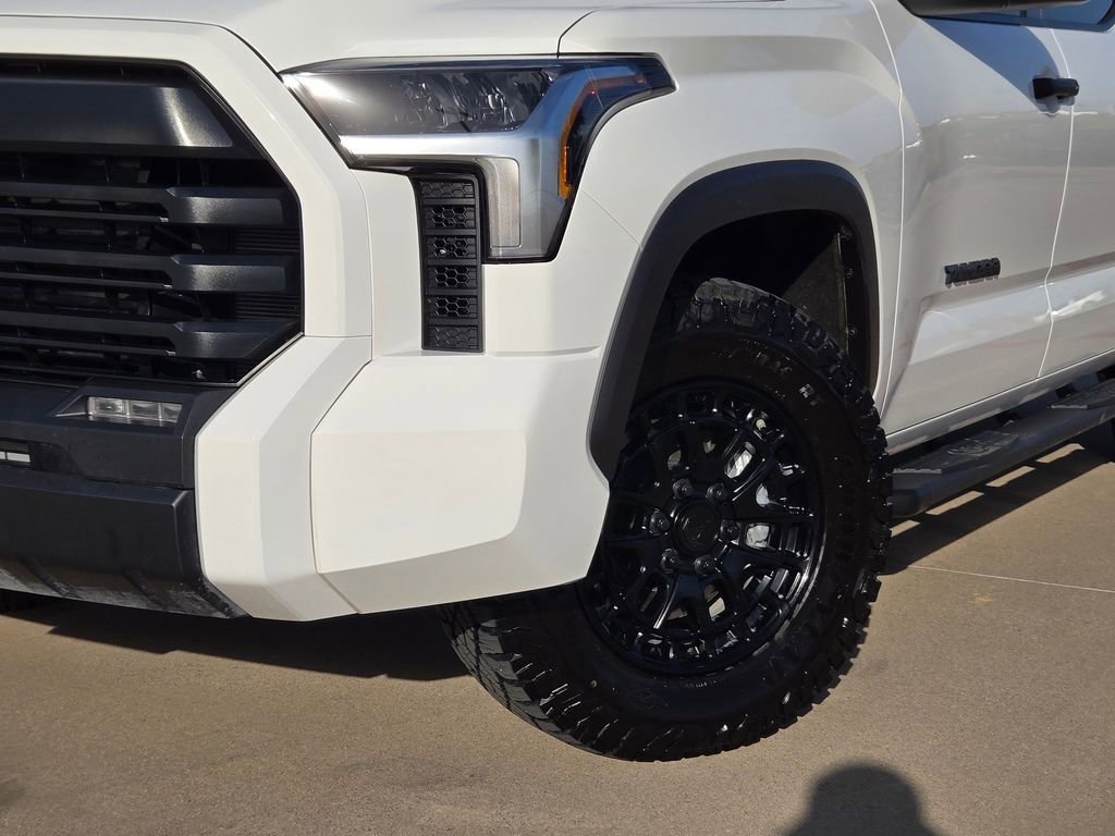 Used 2026 Toyota Tundra SR5 image 8
