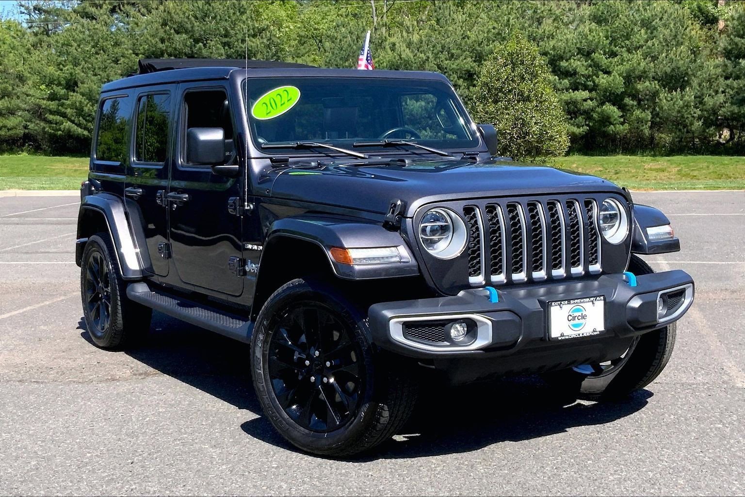 Certified 2022 Jeep Wrangler Unlimited Sahara w/ Cold Weather Group AWD/4WD image 2