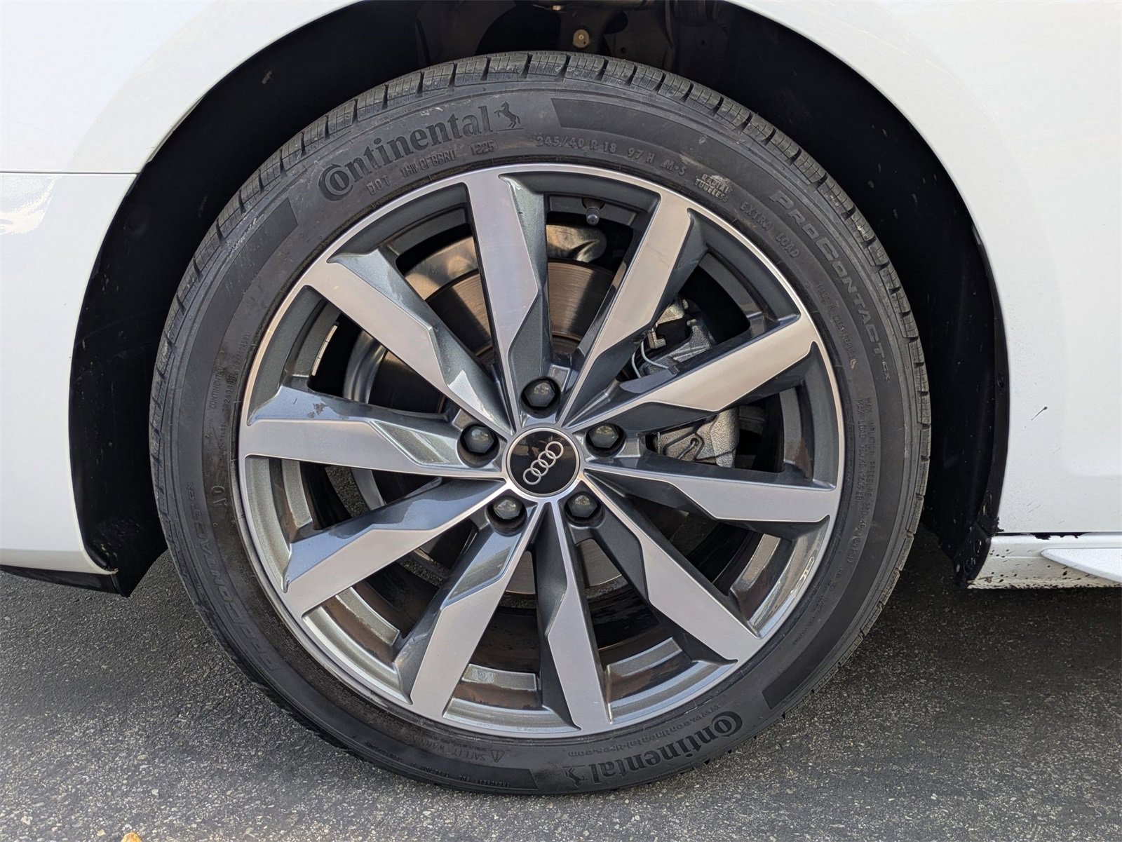 Used 2023 Audi A4 2.0T Premium w/ Convenience Package image 27