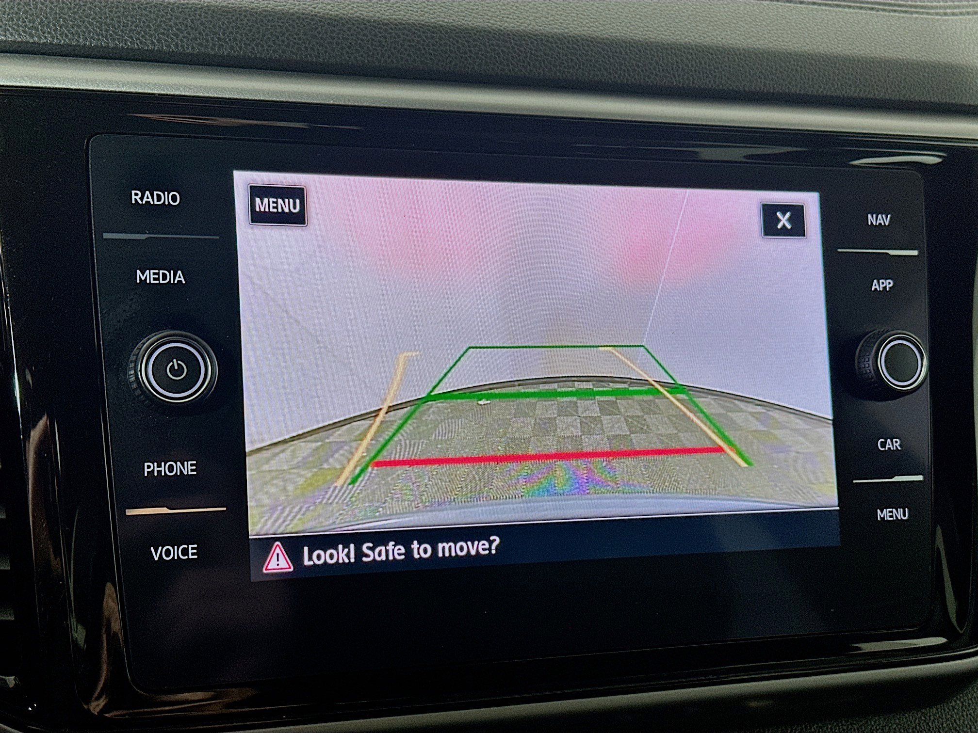 Used 2020 Volkswagen Atlas Cross Sport SEL Premium image 14