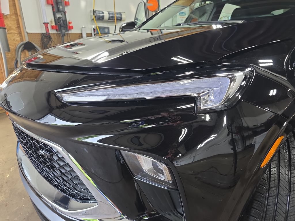 New 2026 Buick Encore GX Sport Touring w/ Comfort Package AWD/4WD image 29