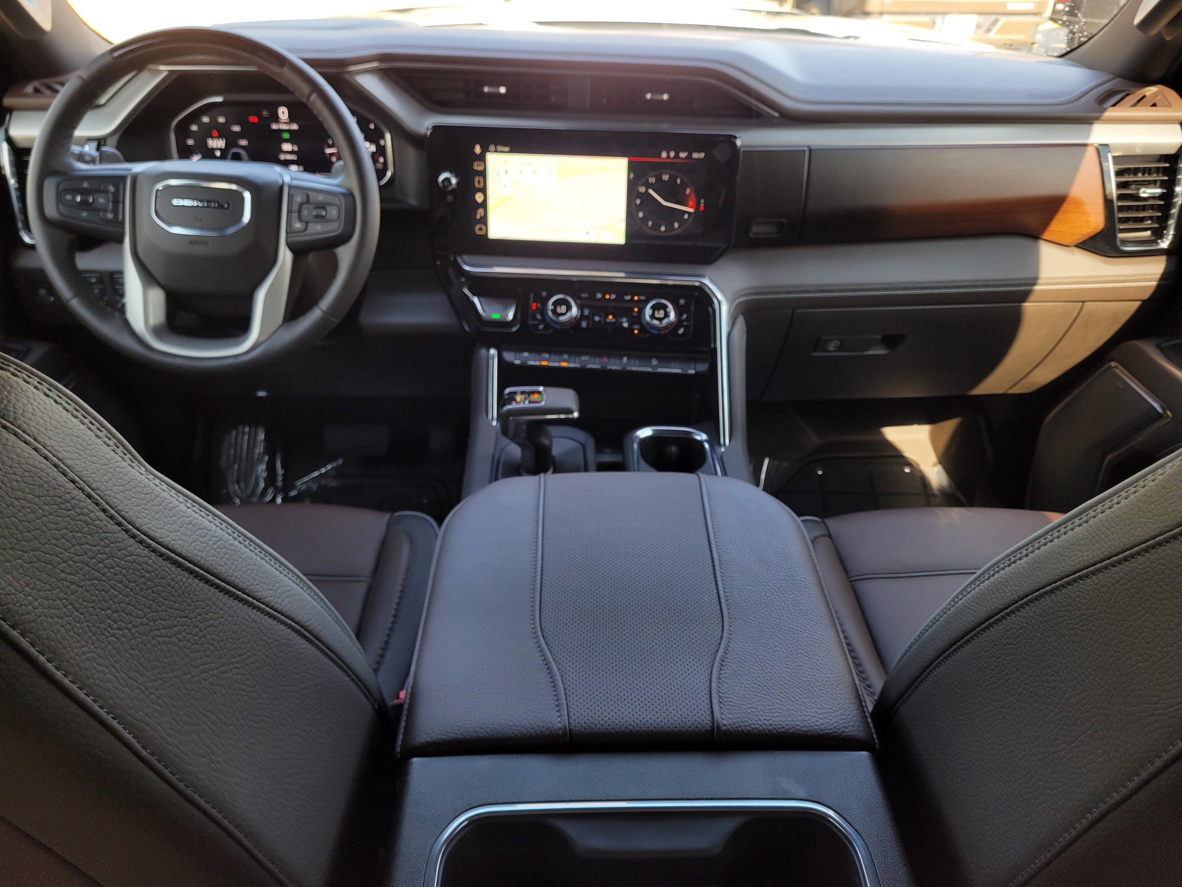 Used 2026 GMC Sierra 1500 Denali AWD/4WD image 12