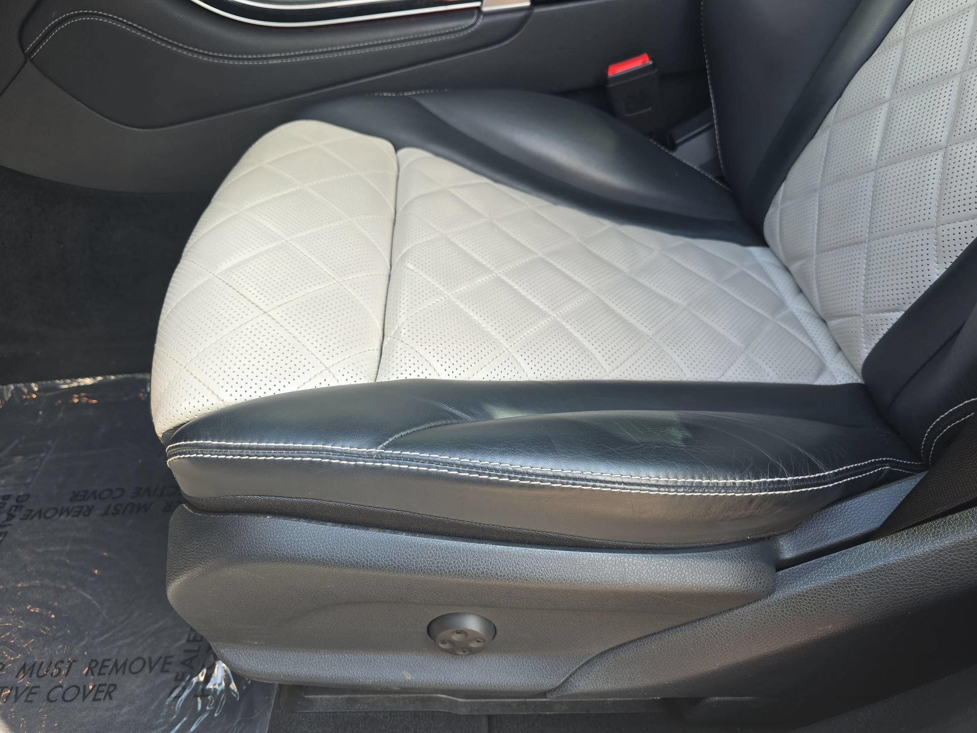 Used 2020 Mercedes-Benz GLC 43 AMG 4MATIC image 28