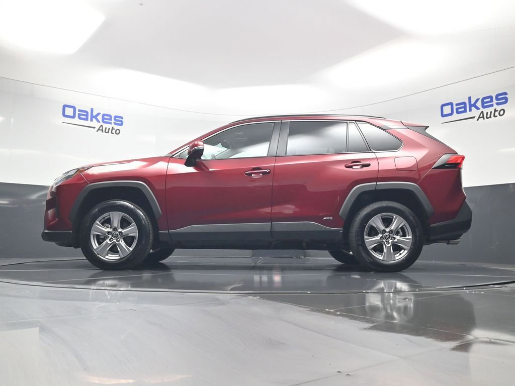 Used 2025 Toyota RAV4 XLE w/ Convenience Package image 43