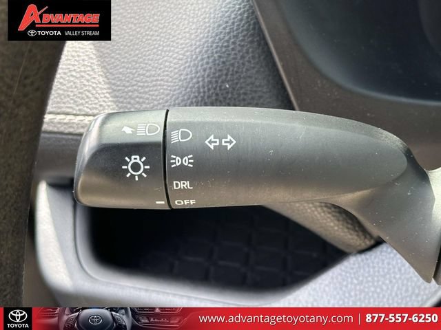 Used 2023 Toyota RAV4 LE AWD/4WD image 27
