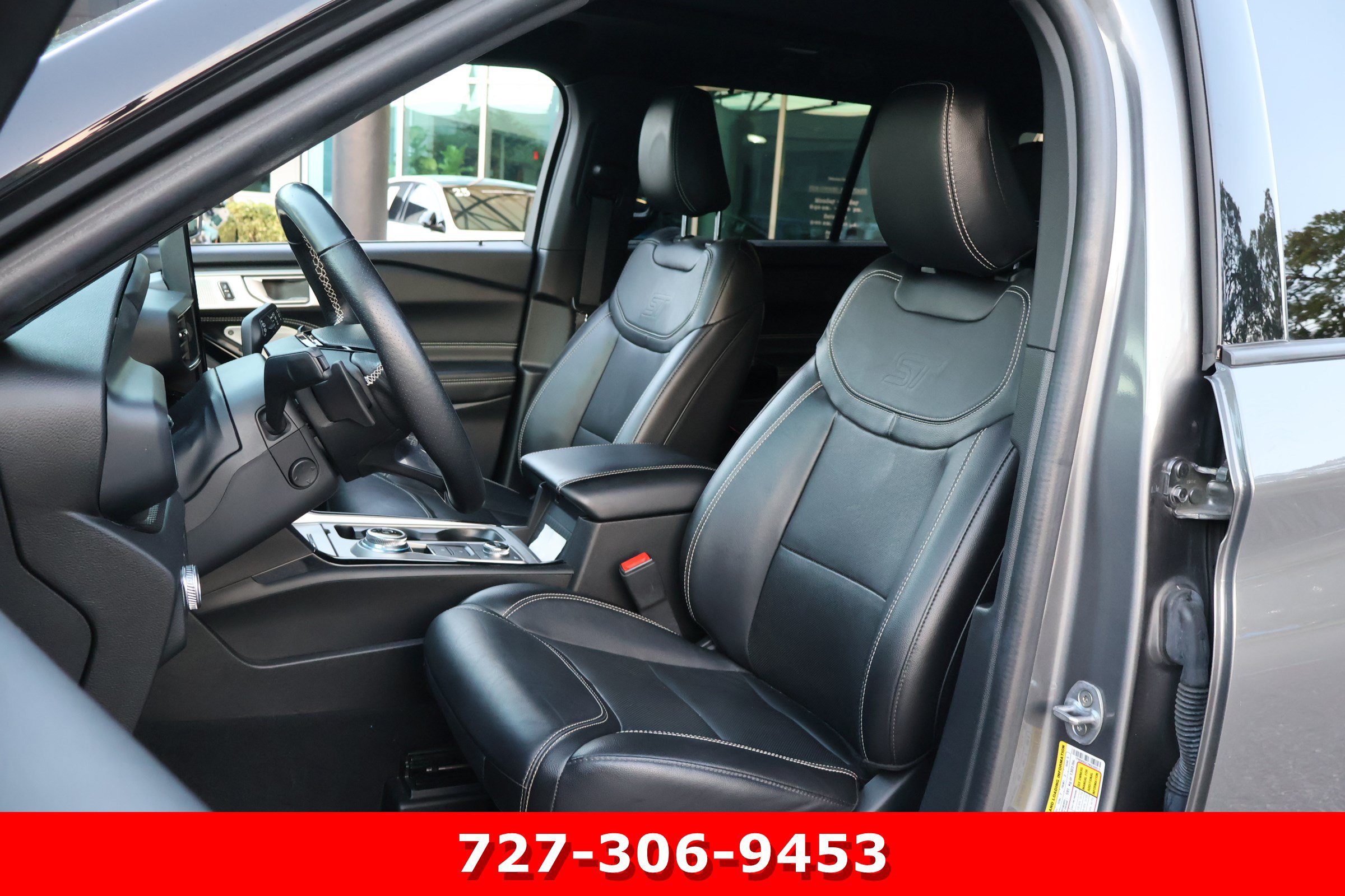Used 2022 Ford Explorer ST w/ Equipment Group 401A AWD/4WD image 2