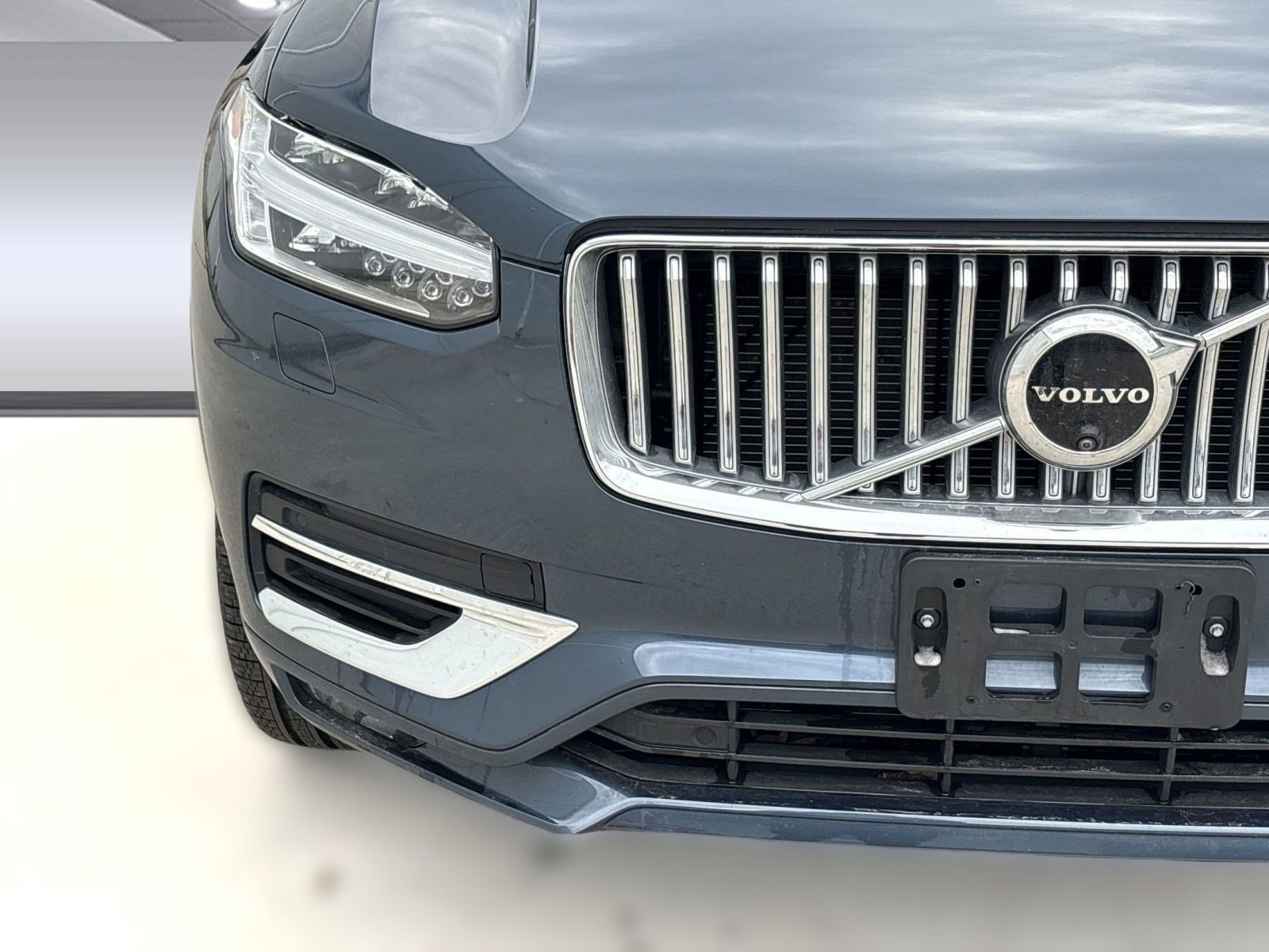 Certified 2024 Volvo XC90 B6 Plus w/ Protection Package Premier image 11