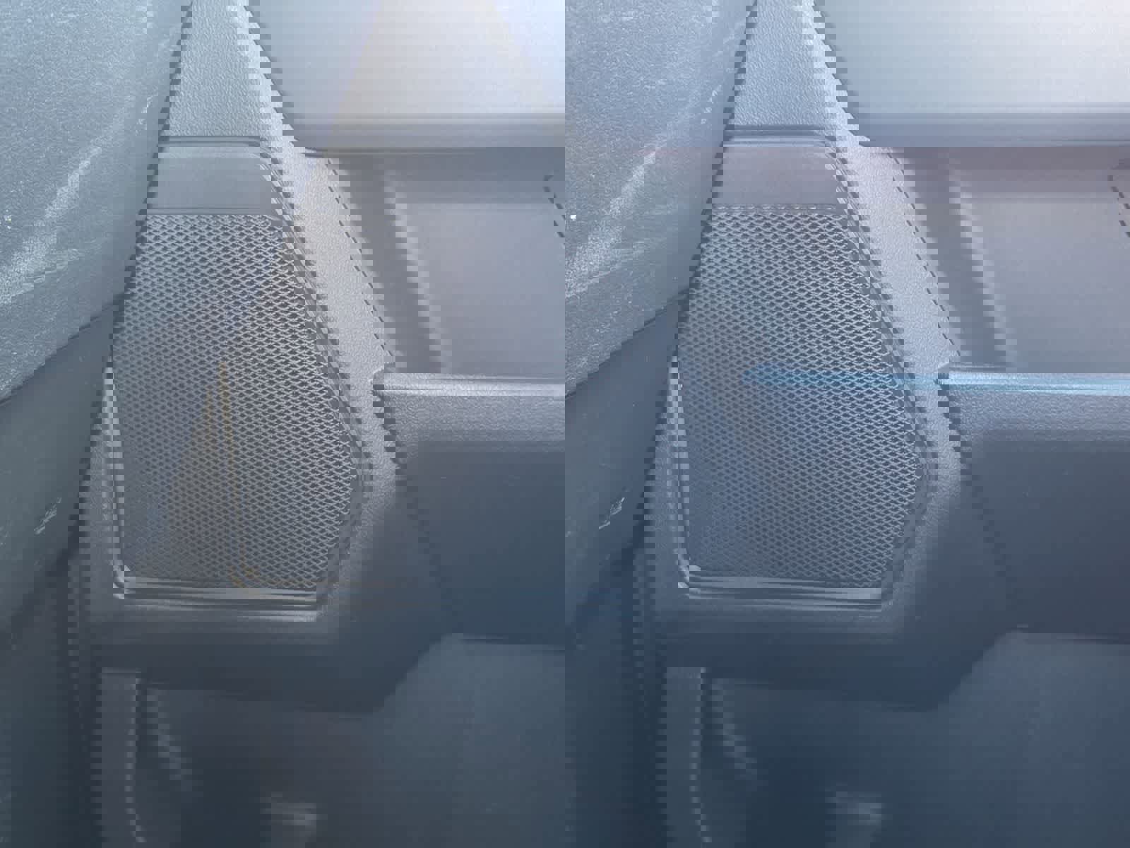 Used 2024 Ford F150 XLT w/ Mobile Office Package image 32