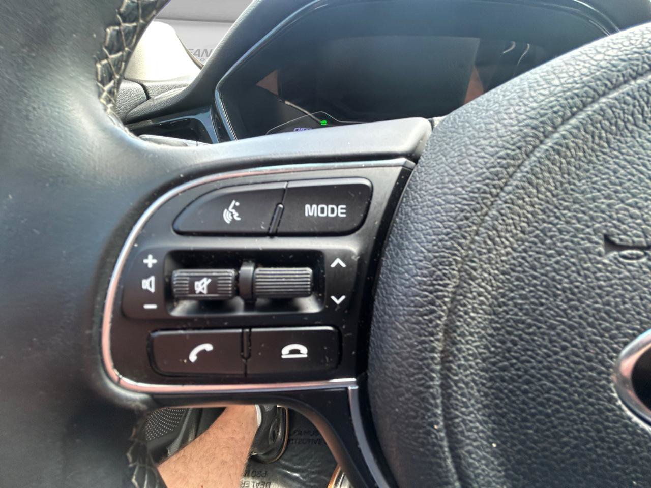 Used 2021 Kia Niro EX FWD image 20