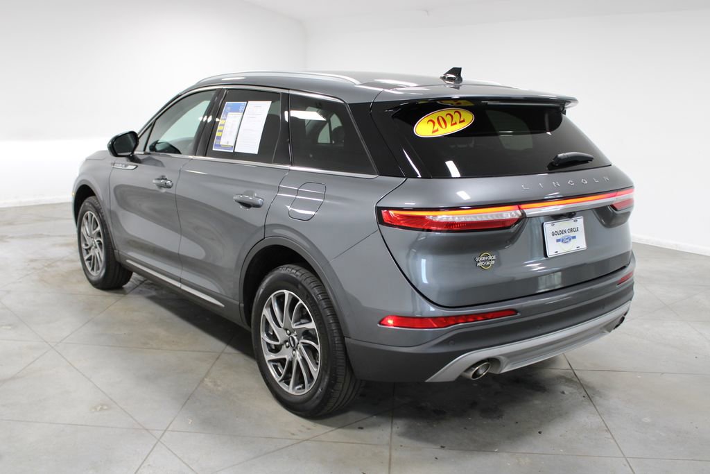 Used 2022 Lincoln Corsair Standard w/ Equipment Group 101A image 7