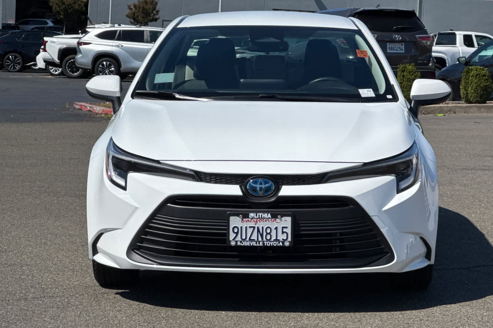Certified 2025 Toyota Corolla LE FWD image 10
