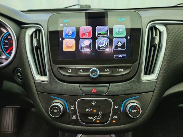 Used 2017 Chevrolet Malibu LT FWD image 14