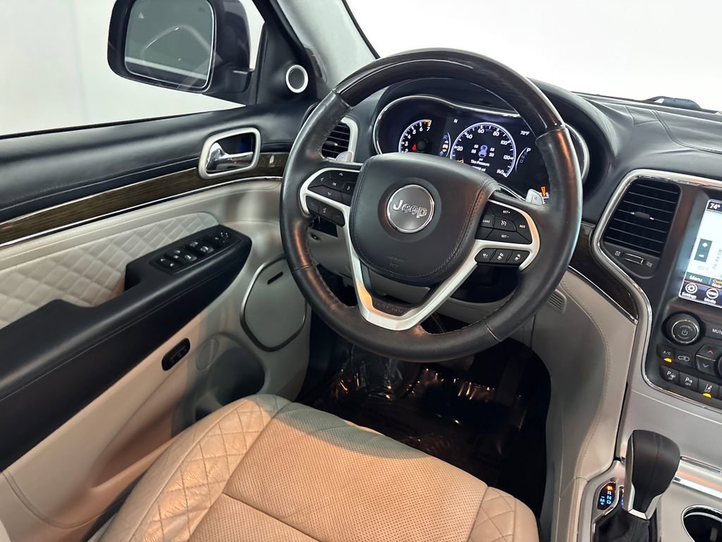 Used 2018 Jeep Grand Cherokee Summit image 29