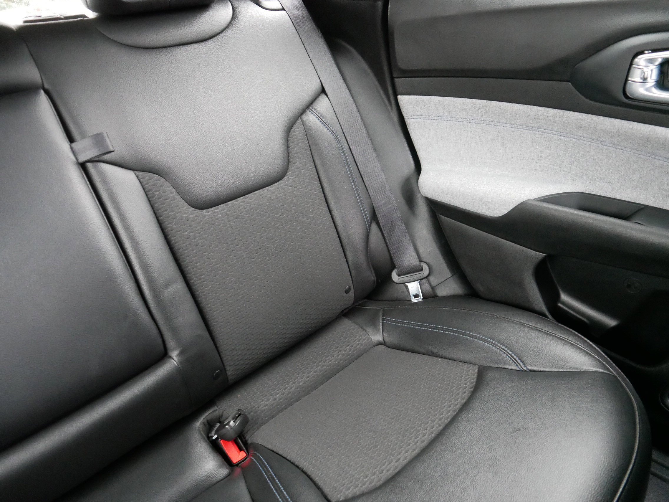 Certified 2024 Jeep Compass Latitude image 14