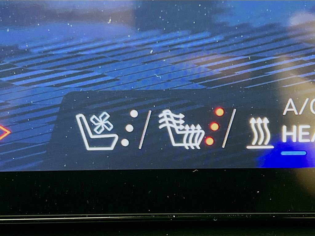 New 2026 Chevrolet Equinox EV RS image 20