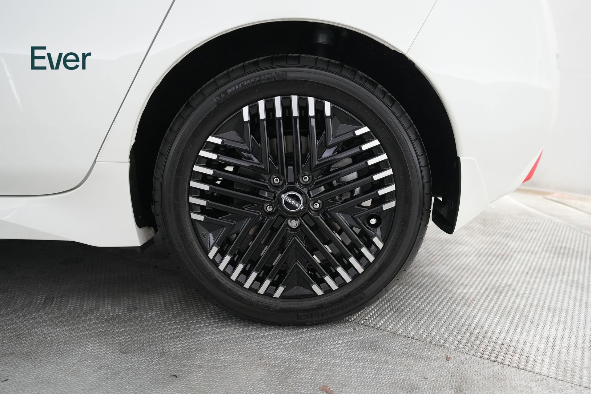 Used 2025 Nissan Leaf SV Plus FWD image 9