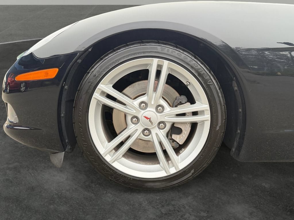 Used 2008 Chevrolet Corvette Coupe RWD image 4