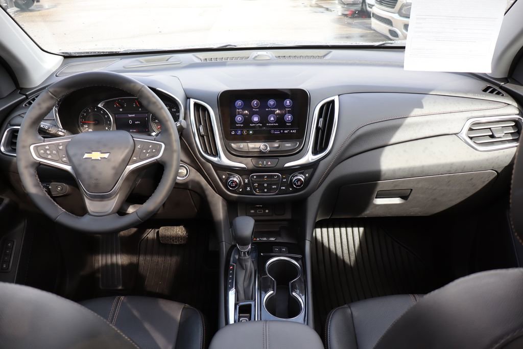 Used 2023 Chevrolet Equinox Premier image 42