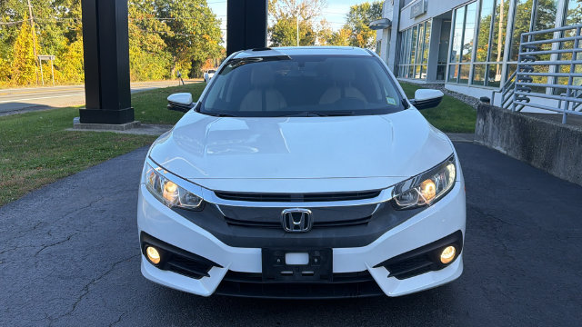 Used 2018 Honda Civic EX-T image 2