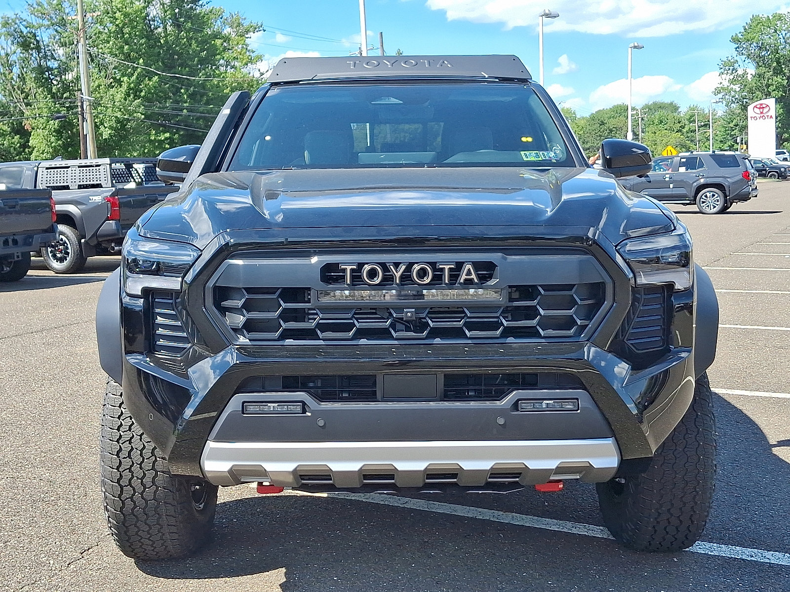 New 2025 Toyota Tacoma 4x4 Double Cab Hybrid image 2