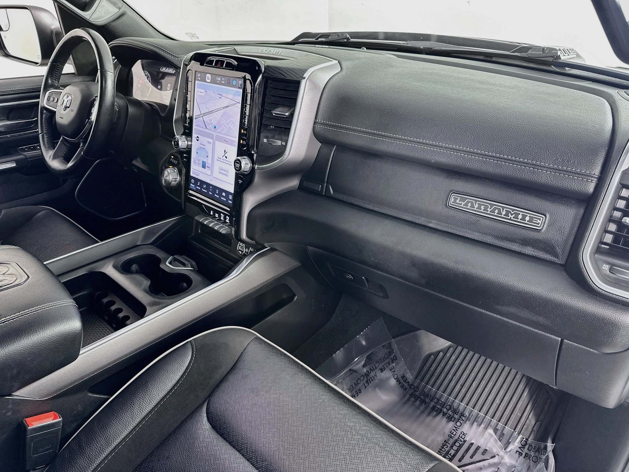 Used 2023 RAM 1500 Laramie AWD/4WD image 29