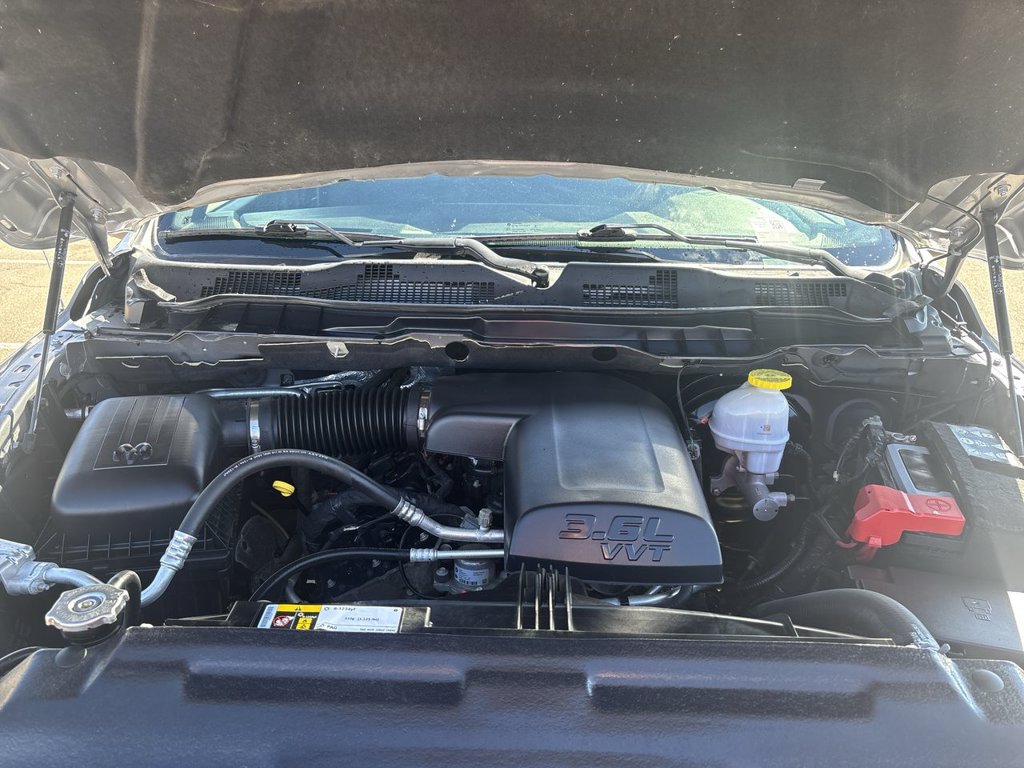 Used 2023 RAM 1500 Warlock AWD/4WD image 30