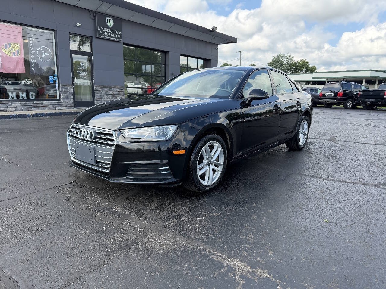 Used 2017 Audi A4 2.0T Premium w/ Audi MMI Navigation Plus AWD/4WD image 2
