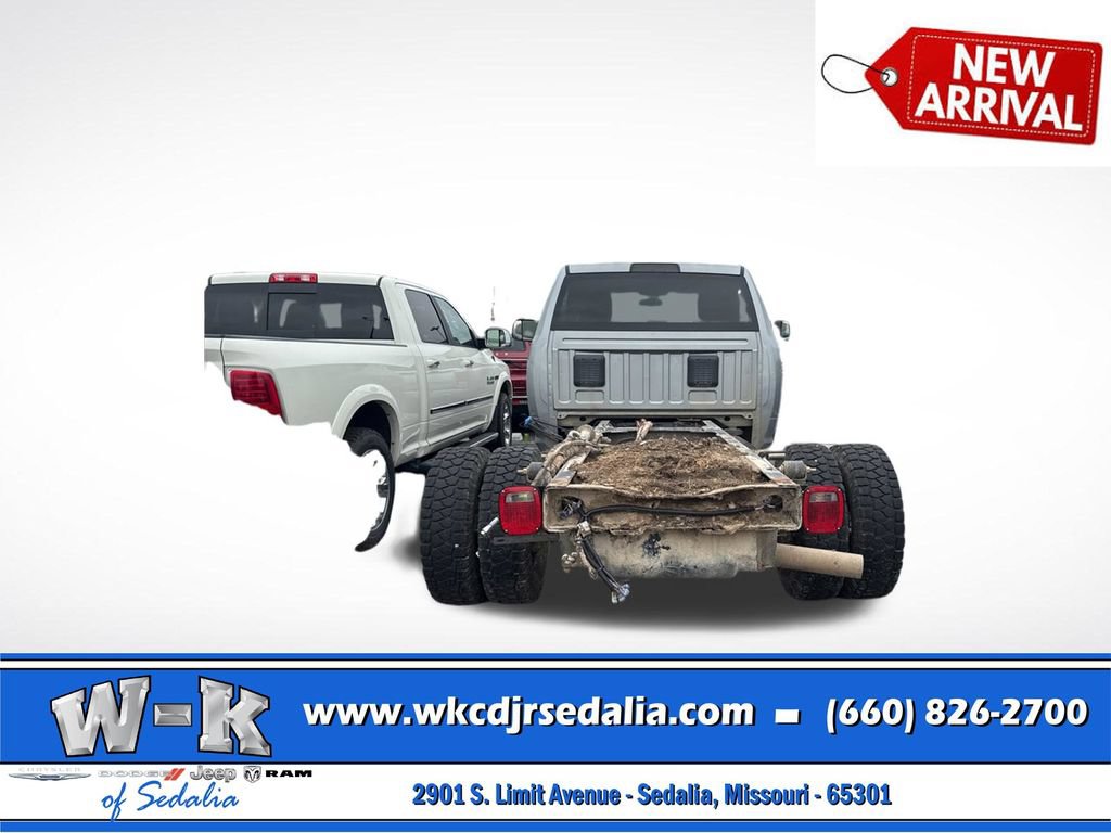 Used 2021 RAM 3500 Tradesman w/ Chrome Appearance Group AWD/4WD image 5