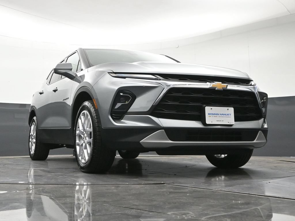 Certified 2023 Chevrolet Blazer LT AWD/4WD image 30