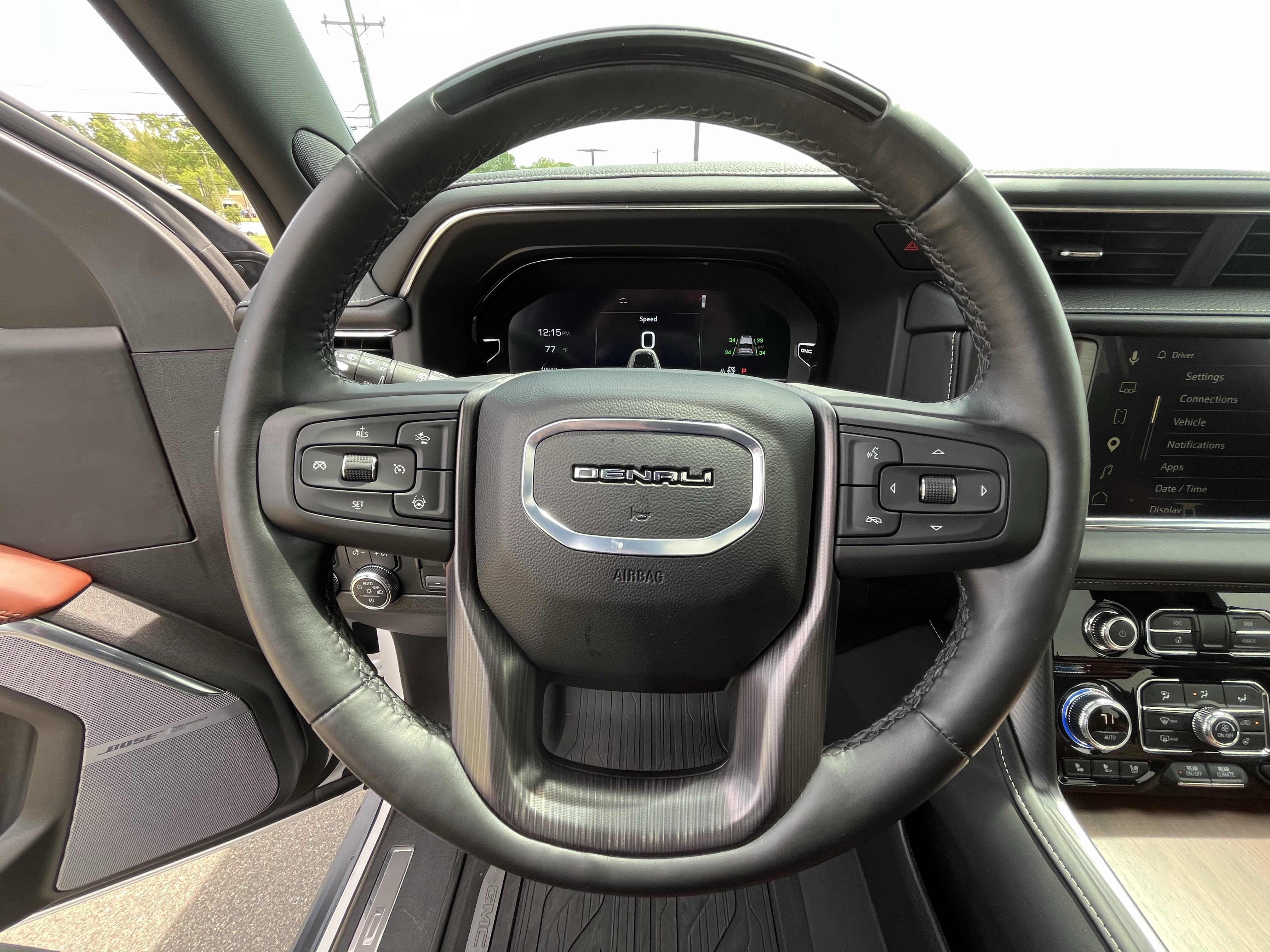 Used 2024 GMC Yukon Denali Ultimate image 18