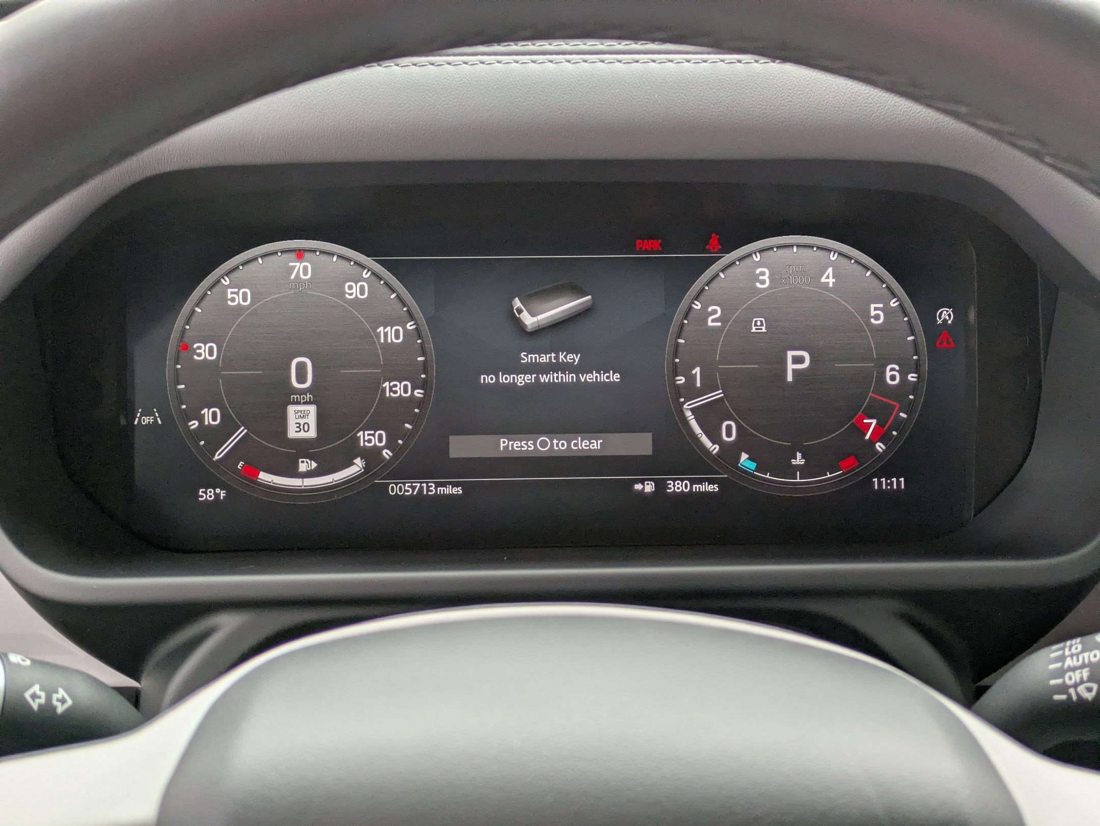 Used 2025 Land Rover Defender 130 S image 17