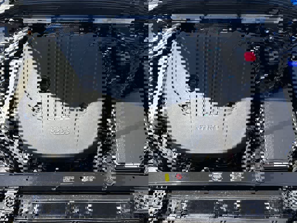 Used 2024 Volvo S60 B5 Plus w/ Climate Package image 12