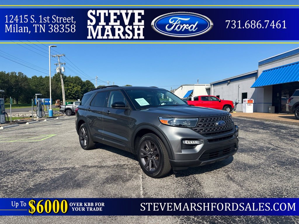 Used 2024 Ford Explorer XLT w/ Equipment Group 202A