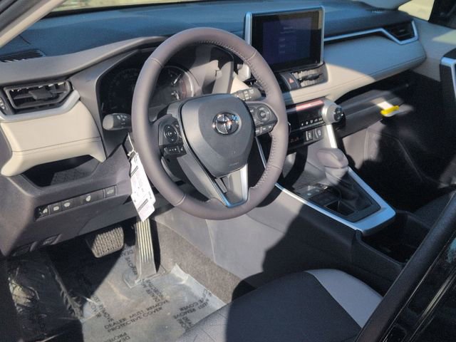 New 2025 Toyota RAV4 XLE image 11