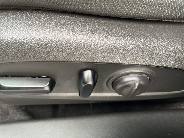 Used 2021 Chevrolet TrailBlazer RS image 15