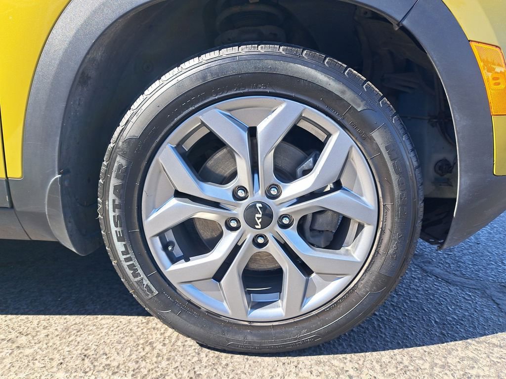 Used 2024 Kia Seltos S image 29