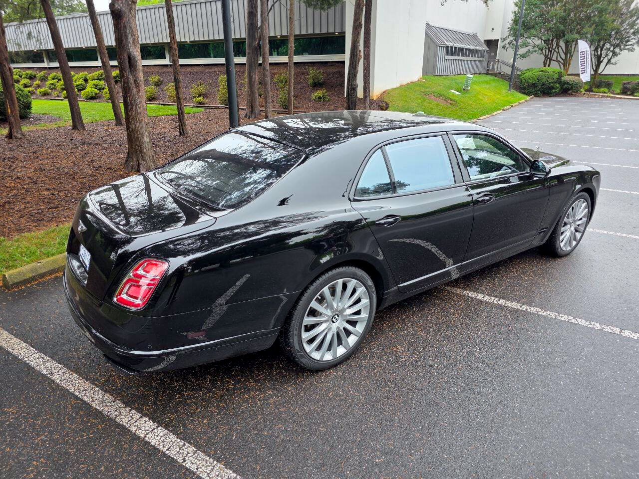 Used 2017 Bentley Mulsanne RWD image 78
