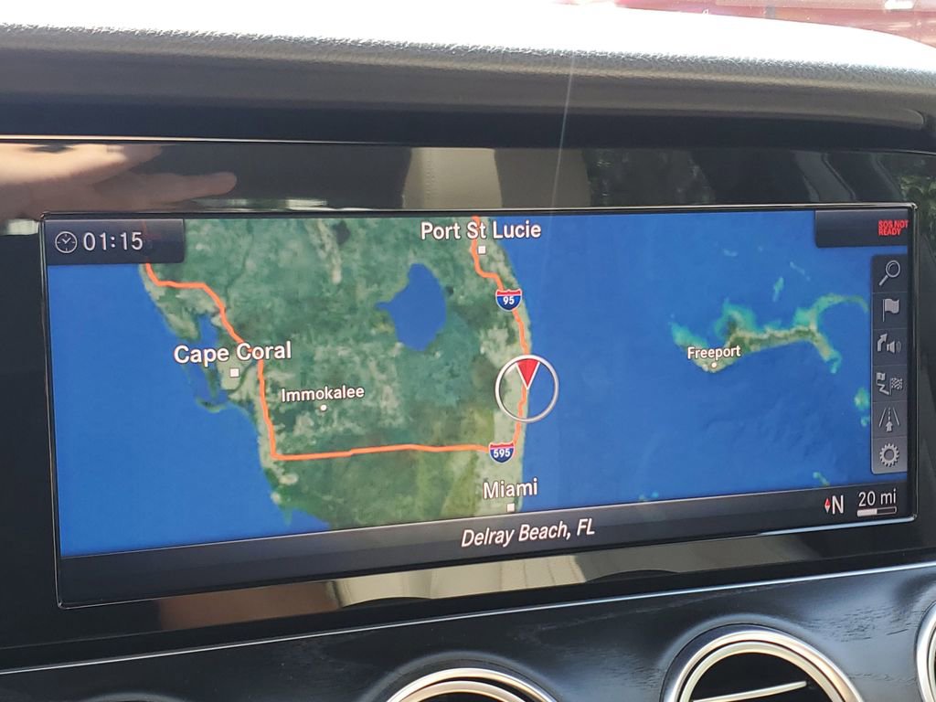 Used 2018 Mercedes-Benz E 300 4MATIC image 30