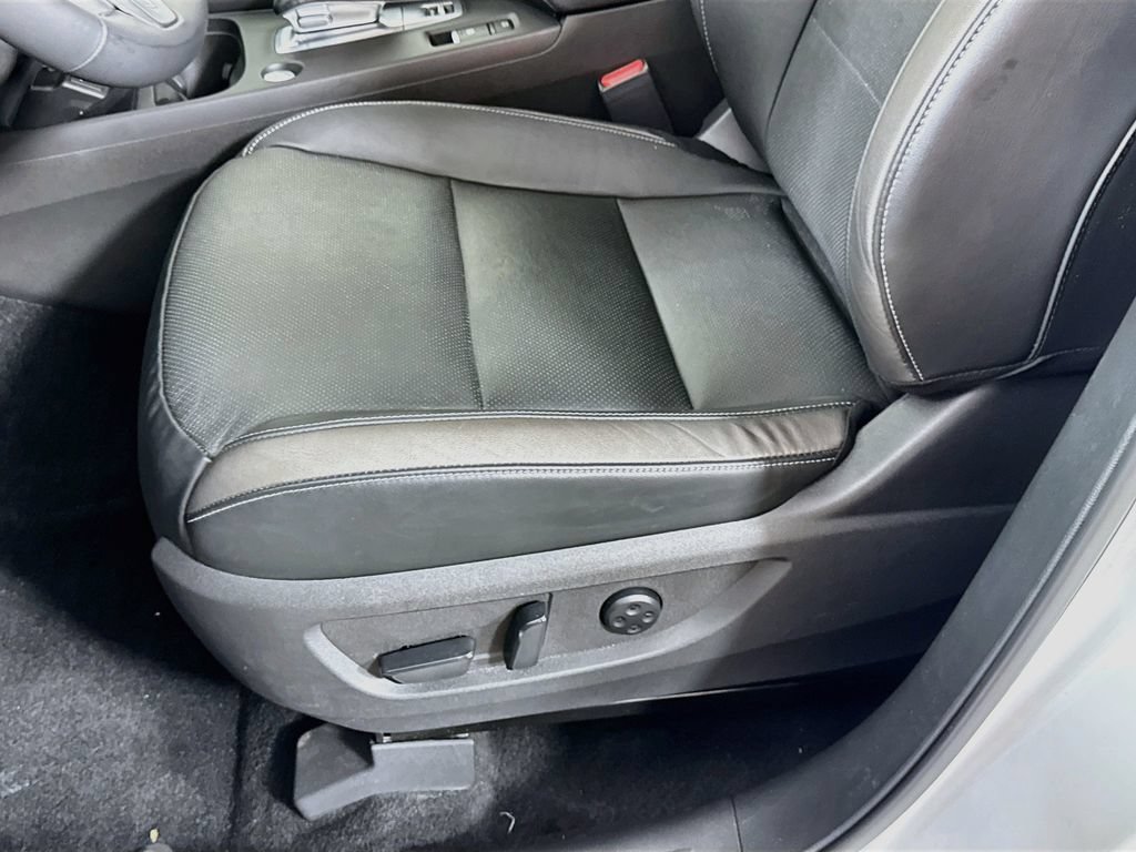 Certified 2023 INFINITI QX50 Luxe FWD image 26