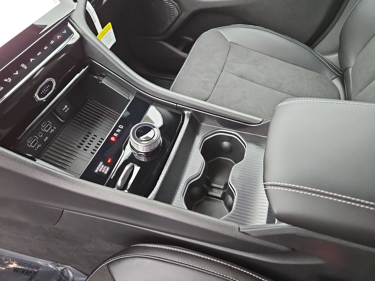 New 2026 Jeep Grand Cherokee Altitude AWD/4WD image 29