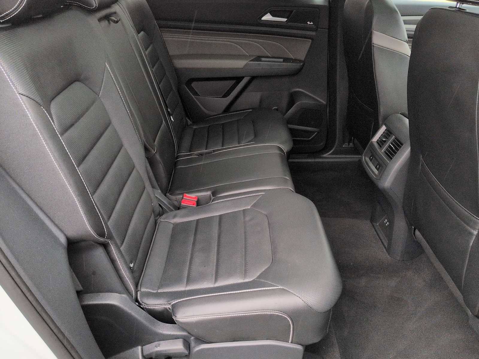 Used 2021 Volkswagen Atlas Cross Sport SEL Premium R-Line image 22