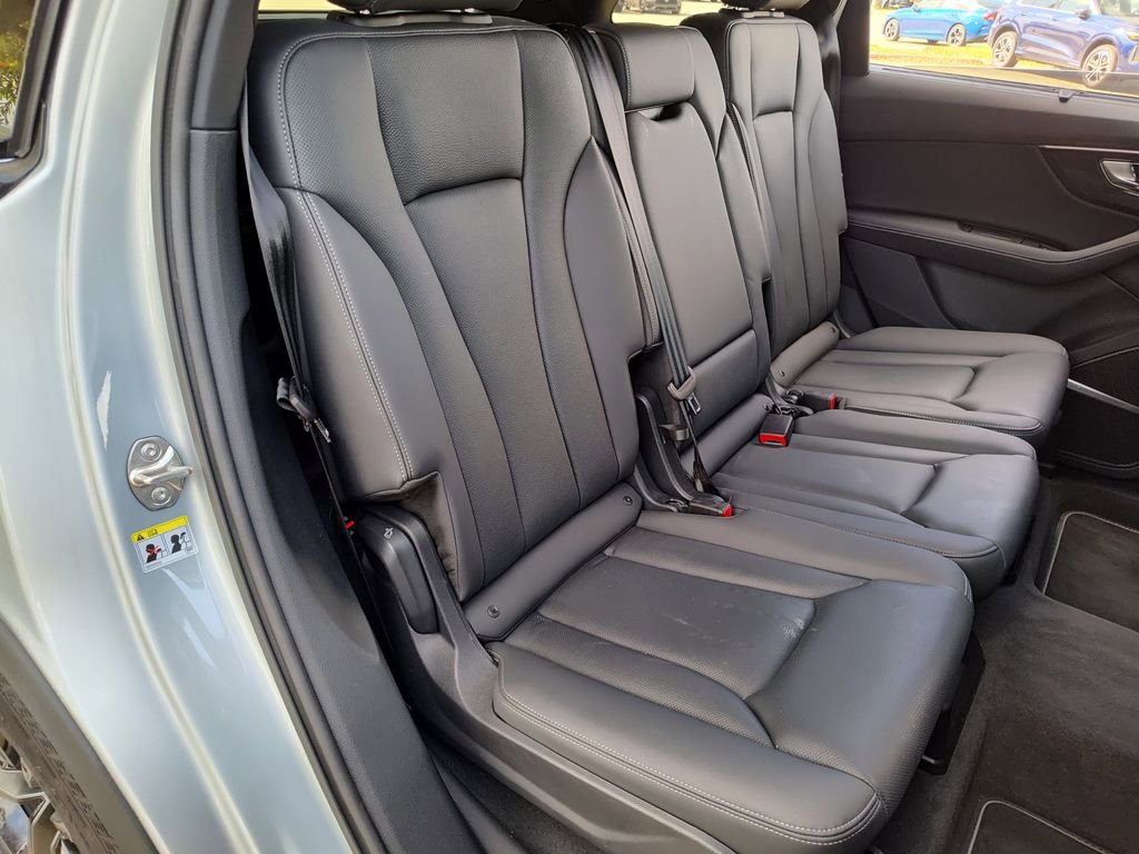 Certified 2025 Audi Q7 3.0T Premium Plus w/ Premium Plus Package image 36