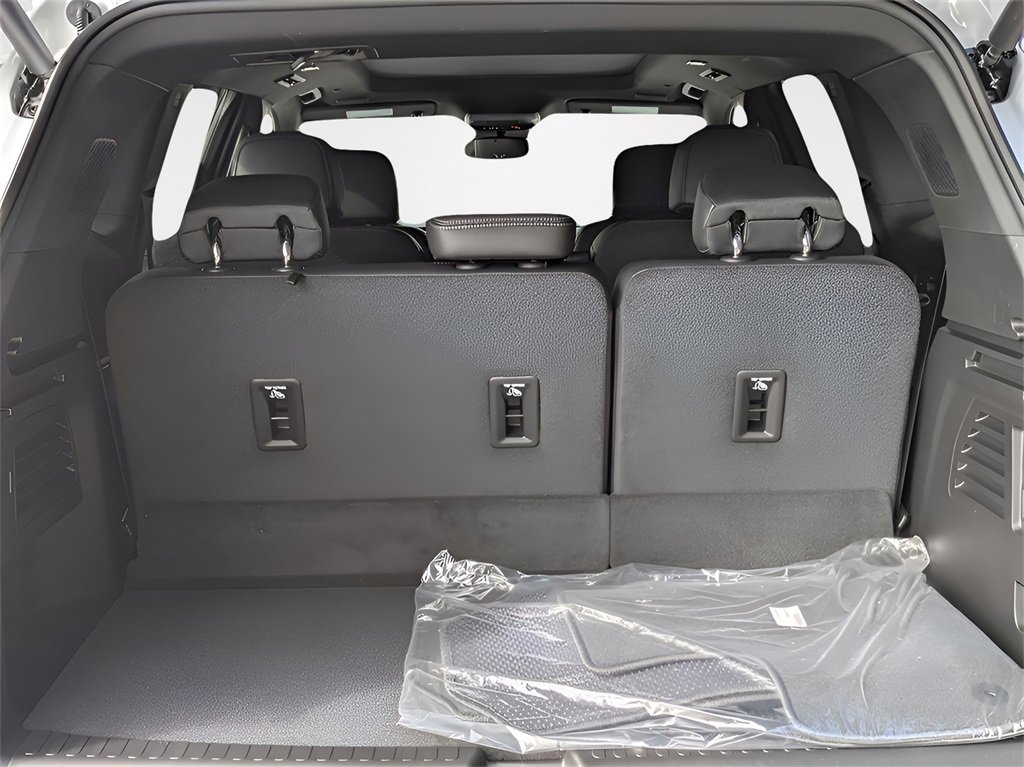 New 2025 Buick Enclave Sport Touring w/ Super Cruise Package image 15